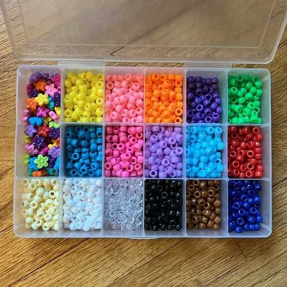 Pony Beads, multiple colors - Picture 2 of 6